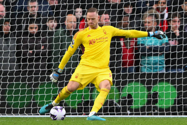 手抛球战术 手抛球战术